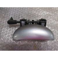 ZUNANJA KLJUKA ZADNJA DESNA VRATA OEM N. 9101N9 ORIGINAL REZERVNI DEL PEUGEOT 206 / 206 CC 2A/C 2D 2E/K (1998 - 2003) BENZINA LETNIK 2003