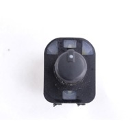 8E0959565A COMANDO REGOLAZIONE RETROVISORI ELETTRICI AUDI A3 2.0 D 103KW 6M 5P (2009) RICAMBIO USATO