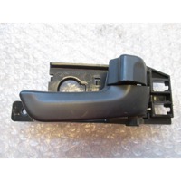 NOTRANJA KLJUKA  OEM N. 82601F010 ORIGINAL REZERVNI DEL KIA SPORTAGE KM MK2 (2004 - 2010)DIESEL LETNIK 2006