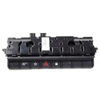 283E85899R GRUPPO DI COMANDO QUATTRO FRECCE RENAULT CLIO 1.0 B 74KW 5M 5P (2020) RICAMBIO USATO CON INTERRUTTORE CHIUSURA APERTURA INTERNA PORTE