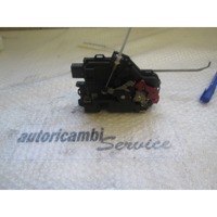 CENTRALNI ZAKLEP SPREDNJIH VRAT  OEM N. 4B1837016E ORIGINAL REZERVNI DEL AUDI A4 B6 8E2 8E5 BER/SW (2001 - 2005) DIESEL LETNIK 2002