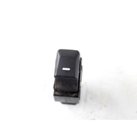 93575-1H000 COMANDO INTERRUTTORE ALZA-VETRO ALZA-CRISTALLO PORTA POSTERIORE SINISTRA KIA SPORTAGE 1.7 D 85KW 6M 5P (2013) RICAMBIO USATO 