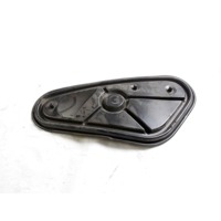 2GA839916B RIVESTIMENTO INTERNO PORTA POSTERIORE DESTRA VOLKSWAGEN T-ROC 1.0 B 81KW 6M 5P (2023) RICAMBIO USATO