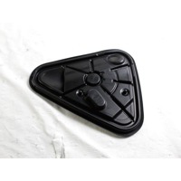 2GA837916B RIVESTIMENTO INTERNO PORTA ANTERIORE DESTRA VOLKSWAGEN T-ROC 1.0 B 81KW 6M 5P (2023) RICAMBIO USATO