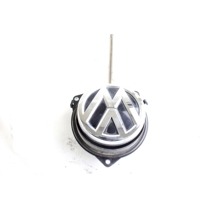5G6827469 MANIGLIA ESTERNA PORTELLONE COFANO POSTERIORE BAULE CON STEMMA VOLKSWAGEN GOLF 7 1.6 D 81KW 6M 5P (2014) RICAMBIO USATO