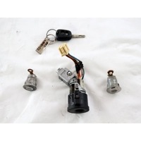 KIT BLOCCHETTI ACCENSIONE APERTURA CON CHIAVE PEUGEOT 107 1.4 D 40KW 5M 3P (2007) RICAMBIO USATO PULSANTI CHIAVE DIFETTATI