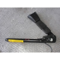 SAMOZATEZNI VARNOSTNI PAS OEM N.  ORIGINAL REZERVNI DEL OPEL CORSA C X01 R (2004 - 10/2006) DIESEL LETNIK 2004