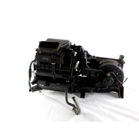 972052B250 SCATOLA CLIMATIZZATORE HYUNDAI SANTAFE 2.2 D 4X4 114KW 5M 5P (2007) RICAMBIO USATO