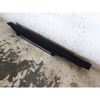 7147916 MINIGONNA RIVESTIMENTO SOTTOPORTA LATO DESTRO MINI COOPER D R56 1.6 D 80KW 6M 3P (2009) RICAMBIO USATO 