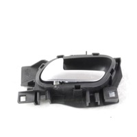 96605254VV MANIGLIA INTERNA PORTA ANTERIORE SINISTRA PEUGEOT 208 1.4 D 50KW 5M 5P (2012) RICAMBIO USATO