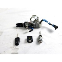 819102L000 KIT BLOCCHETTO ACCENSIONE AVVIAMENTO CON DOPPIA CHIAVE E SERRATURE HYUNDAI I30 SW 1.4 G 80KW 5M 5P (2009) RICAMBIO USATO