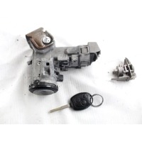 8V51-3F880-DA KIT BLOCCHETTO ACCENSIONE AVVIAMENTO CON CHIAVE E SERRATURE FORD FIESTA 1.4 G 71KW 5M 3P (2009) RICAMBIO USATO 