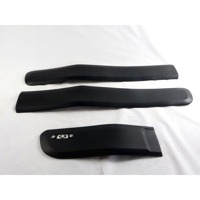 KIT 3 MODANATURE ESTERNE ADESIVE AFTERMARKET FIAT PANDA 1.2 G 51KW 5M 5P (2013) RICAMBIO NUOVO