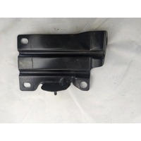 3W0806357A STAFFA SUPPORTO TRAVERSA SUPERIORE PARAURTI ANTERIORE LATO SINISTRO BENTLEY CONTINENTAL GT 4.0 B 388KW 4X4 AUT 2P (2016) RICAMBIO USATO 