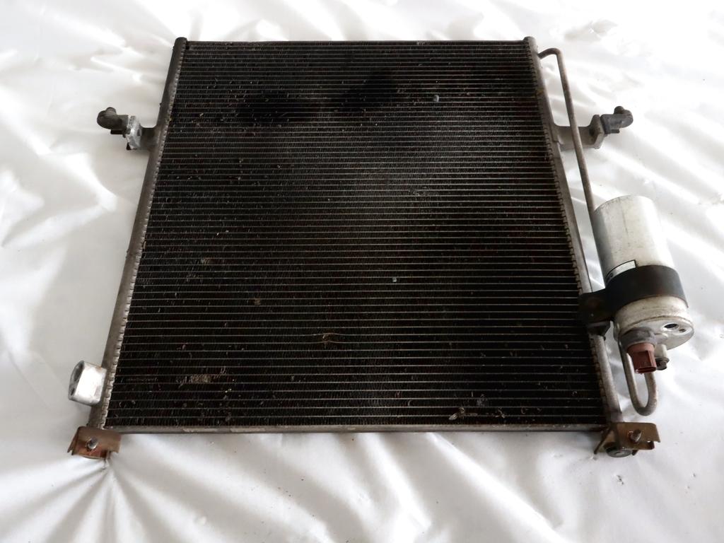 7812A171 CONDENSATORE RADIATORE CLIMATIZZATORE CLIMA A/C MITSUBISHI L200 2.5 D 4X4 100KW 5M 4P (2006) RICAMBIO USATO