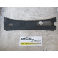 RE?ETKA POD VETROBRANSKIM STEKLOM OEM N. 4F1819447 ORIGINAL REZERVNI DEL AUDI A6 C6 R 4F2 4FH 4F5 BER/SW/ALLROAD (10/2008 - 2011) DIESEL LETNIK 2008