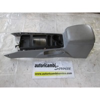 NASLON ZA ROKE/SREDINSKA KONZOLA OEM N.  ORIGINAL REZERVNI DEL KIA SORENTO JC MK1 (2002 - 2009) DIESEL LETNIK 2004