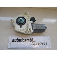 MOTORCEK ELEKTRICNEGA POMIKA ZADNJEGA STEKLA  OEM N. 1698204642 ORIGINAL REZERVNI DEL MERCEDES CLASSE B W245 T245 5P (2005 - 2011) DIESEL LETNIK 2007