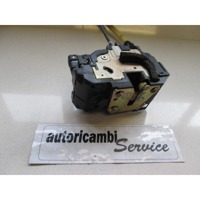 CENTRALNI ZAKLEP SPREDNJIH VRAT  OEM N. 80500AX61A ORIGINAL REZERVNI DEL NISSAN MICRA K12 K12E MK3 (2002 - 2010) DIESEL LETNIK 2003