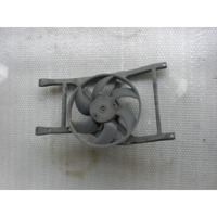 VENTILATOR HLADILNIKA OEM N. 51879492 ORIGINAL REZERVNI DEL FIAT PANDA 319 (DAL 2011) BENZINA LETNIK 2013