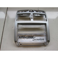 ARMATURNA PLO?CA OEM N. 821180 ORIGINAL REZERVNI DEL PEUGEOT 307 3A/B/C/E/H BER/SW/CABRIO (2001 - 2009) BENZINA LETNIK 2005