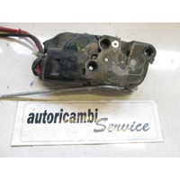 CENTRALNI ZAKLEP SPREDNJIH VRAT  OEM N. 8220161G00 ORIGINAL REZERVNI DEL SUZUKI BALENO EG (1995 - 2001) BENZINA LETNIK 1996