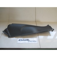 NOTRANJA OBLOGA ZADNJEGA BOKA  OEM N. 5M0867766H ORIGINAL REZERVNI DEL VOLKSWAGEN GOLF PLUS 5M1 521 MK1 (2004 - 2009) DIESEL LETNIK 2005