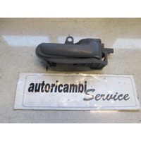 NOTRANJA KLJUKA  OEM N. 692060D060B2 ORIGINAL REZERVNI DEL TOYOTA AYGO B1 R (2009 - 02/2012) BENZINA LETNIK 2011