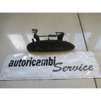 ZUNANJA KLJUKA SPREDNJA DESNA VRATA OEM N. 7701471884 ORIGINAL REZERVNI DEL RENAULT SCENIC JA0/1 FA0 MK1 R (1999 - 2003) DIESEL LETNIK 2001