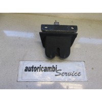 ZAKLEPANJE PRTLJA?NIH VRAT  OEM N. 4B9827505H ORIGINAL REZERVNI DEL AUDI A6 C5 R 4B5 4B2 BER/SW/ALLROAD (2001 - 2004)DIESEL LETNIK 2003