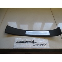 NOTRANJA OBLOGA PRAGA  OEM N. 8E0853376G ORIGINAL REZERVNI DEL AUDI A4 B7 8EC 8ED 8HE BER/SW/CABRIO (2004 - 2007) DIESEL LETNIK 2005