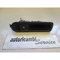 ZADNJE STIKALO OEM N. 156013870 ORIGINAL REZERVNI DEL RENAULT SCENIC/GRAND SCENIC JM0/1 MK2 (2003 - 2009) DIESEL LETNIK 2004