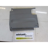 VRATNI PANEL OEM N. PNPSTKICARNIVALGQMK1MV5P ORIGINAL REZERVNI DEL KIA CARNIVAL GQ MK1 (1998 - 2006)DIESEL LETNIK 2003