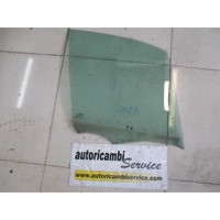 STEKLO SPREDNJIH DESNIH VRAT OEM N. 8200120588 ORIGINAL REZERVNI DEL RENAULT SCENIC/GRAND SCENIC JM0/1 MK2 (2003 - 2009) DIESEL LETNIK 2003