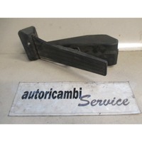 PEDALI OEM N. 35426793742 ORIGINAL REZERVNI DEL BMW SERIE 1 BER/COUPE/CABRIO E81/E82/E87/E88 LCI R (2007 - 2013) DIESEL LETNIK 2010