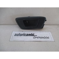 NOTRANJA KLJUKA  OEM N. 8A61-A22600 ORIGINAL REZERVNI DEL FORD FIESTA CB1 CNN MK6 (09/2008 - 11/2012) BENZINA LETNIK 2009