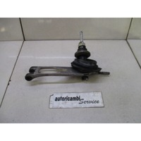 MEHANIZEM VZVODA ROCNEGA MENJALNIKA OEM N. 25117566100 ORIGINAL REZERVNI DEL BMW SERIE 1 BER/COUPE/CABRIO E81/E82/E87/E88 LCI R (2007 - 2013) DIESEL LETNIK 2008