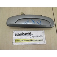 ZUNANJA KLJUKA ZADNJA DESNA VRATA OEM N. 836601C000CA ORIGINAL REZERVNI DEL HYUNDAI GETZ TB (2002 - 02/2006) DIESEL LETNIK 2005