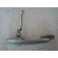 NOTRANJA KLJUKA  OEM N. G22C59410D28  ORIGINAL REZERVNI DEL MAZDA 3 MK1 BK (2003 - 2009)BENZINA LETNIK 2003