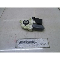 MOTORCEK ELEKTRICNEGA POMIKA ZADNJEGA STEKLA  OEM N. 1K099704 ORIGINAL REZERVNI DEL VOLKSWAGEN GOLF V 1K1 1K5 MK5 BER/SW (02/2004-11/2008) DIESEL LETNIK 2004