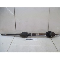 DESNA SPREDNJA POGONSKA GRED  OEM N. 8200169176 ORIGINAL REZERVNI DEL RENAULT LAGUNA BG0/1 KG0/1 MK2 BER/SW (11/2000 - 12/2004) DIESEL LETNIK 2004