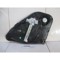 MEHANIZEM ZA ZADNJA VRATA  OEM N. 8A61A27001BK ORIGINAL REZERVNI DEL FORD FIESTA CB1 CNN MK6 (09/2008 - 11/2012) BENZINA/GPL LETNIK 2010