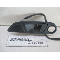 NOTRANJA KLJUKA  OEM N. 8A61A2260 ORIGINAL REZERVNI DEL FORD FIESTA CB1 CNN MK6 (09/2008 - 11/2012) BENZINA/GPL LETNIK 2010