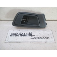 NOTRANJA KLJUKA  OEM N. 8A61A22601 ORIGINAL REZERVNI DEL FORD FIESTA CB1 CNN MK6 (09/2008 - 11/2012) BENZINA/GPL LETNIK 2010