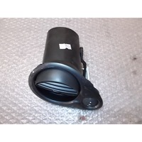 ODVOD ZRAKA OEM N. 7701061206 ORIGINAL REZERVNI DEL RENAULT CLIO BR0//1 CR0/1 KR0/1 MK3 R (05/2009 - 2013) BENZINA LETNIK 2011