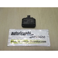 SENZOR DEZJA OEM N. 7L0955559 ORIGINAL REZERVNI DEL PORSCHE CAYENNE 9PA MK1 (2003 -2008) BENZINA LETNIK 2003