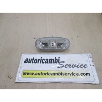 SPREDNJI INDIKATOR OEM N. 1J0949117 ORIGINAL REZERVNI DEL VOLKSWAGEN POLO 6N2 (10/1999 - 04/2002)DIESEL LETNIK