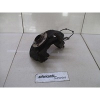 VRTLJIVI LEZAJ DESNO / PESTO KOLESA Z LEZAJEM SPREDAJ OEM N. 6Q0407256 ORIGINAL REZERVNI DEL VOLKSWAGEN POLO 9N R (2005 - 10/2009) BENZINA LETNIK 2006