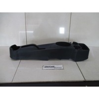 PLASTIKA MED SEDEZI BREZ NASLONJALA ROK OEM N. 84611-07000 ORIGINAL REZERVNI DEL KIA PICANTO SA BA MK1 (2004 - 2008) BENZINA LETNIK 2007