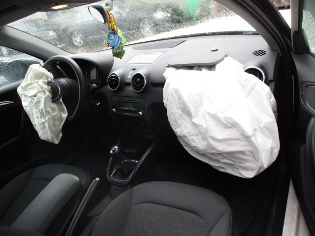 AUDI A1 1.6 D 77KW 5M 3P (2011) RICAMBIO USATO 